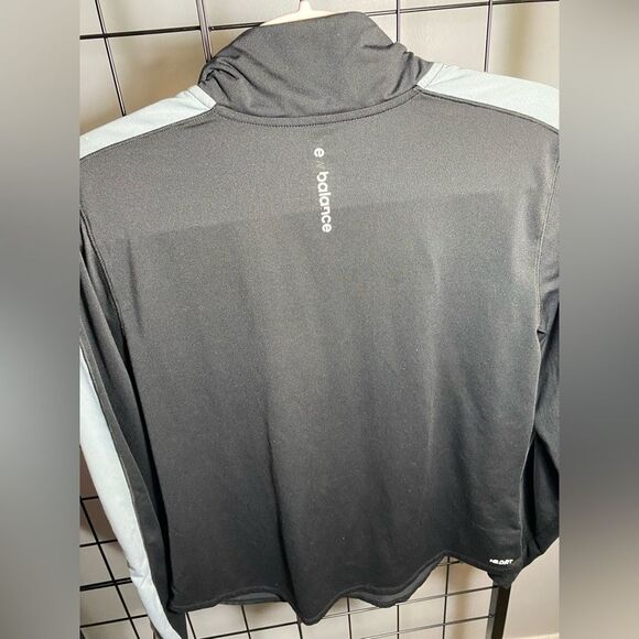 New Balance Black and Blue half zip Sweatshirt - Picture 6 of 7